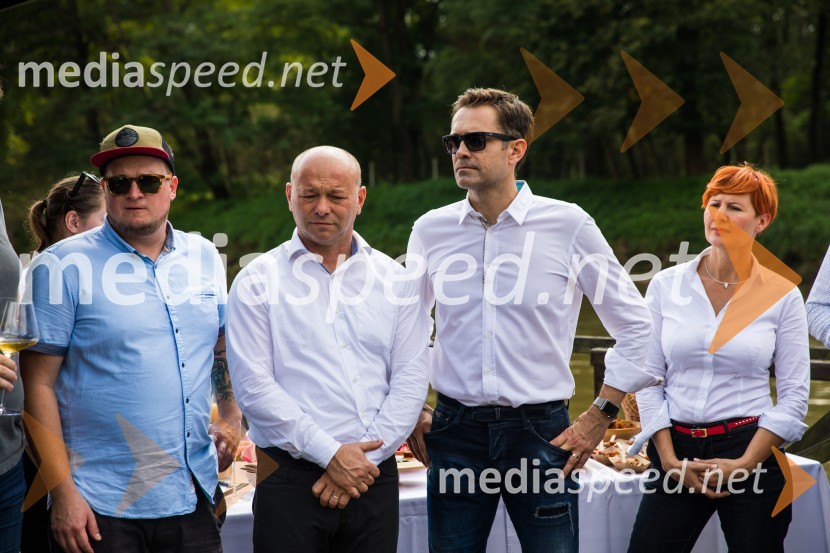 ... ;  Janez Janko Kodila, direktor Kodila d.o.o.;  Gorazd Kocbek, Oljarna Kocbek;  Helena  Kodila, Kodila d.o.o.Gourmet Over Mura 2018, predstavitev projekta