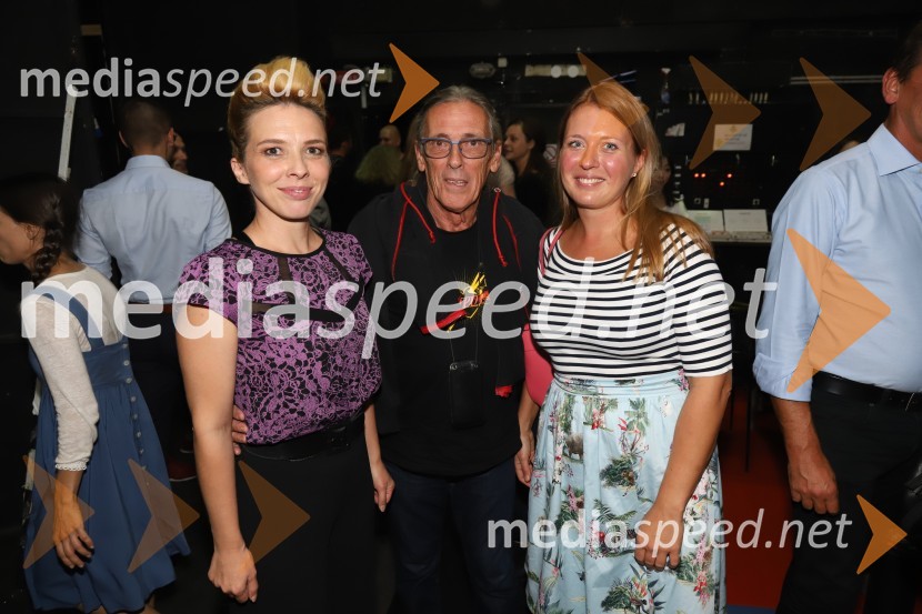  Vesna Zornik, pevka skupine Katalena;  Peter Krajnc, inspicient;  Oxana Pečeny Dolenc, glasbenicaKekec, premiera predstave