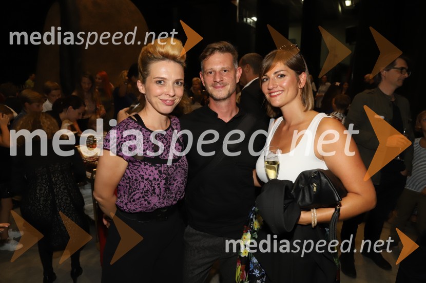  Vesna Zornik, pevka skupine Katalena;  Tibor Mihelič Syed, direktor, Slovensko mladinsko gledališče;  ... Kekec, premiera predstave