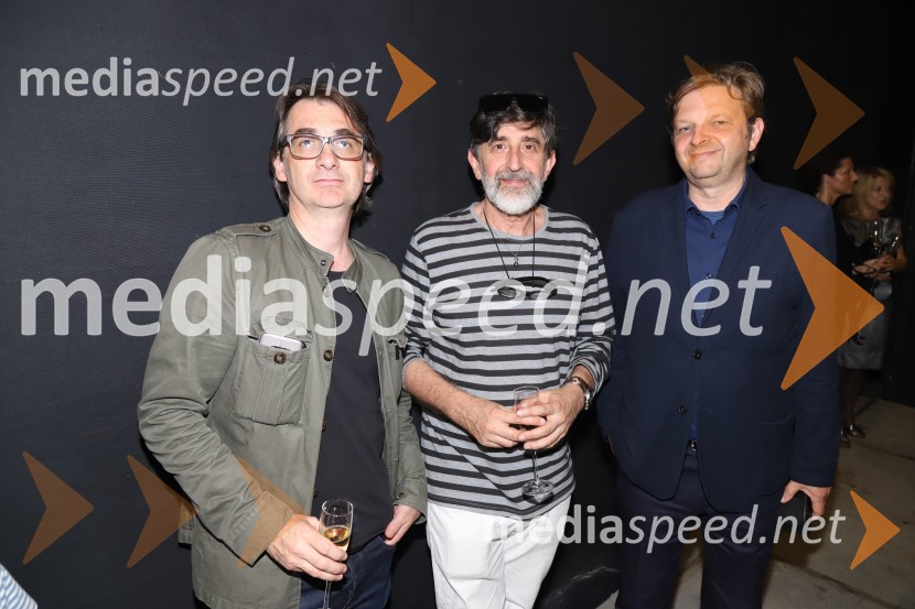  Aleksandar  Popovski, umetniški direktor Drame SNG;  Leo Kulaš, kostumograf;  Marko Japelj, scenografKekec, premiera predstave