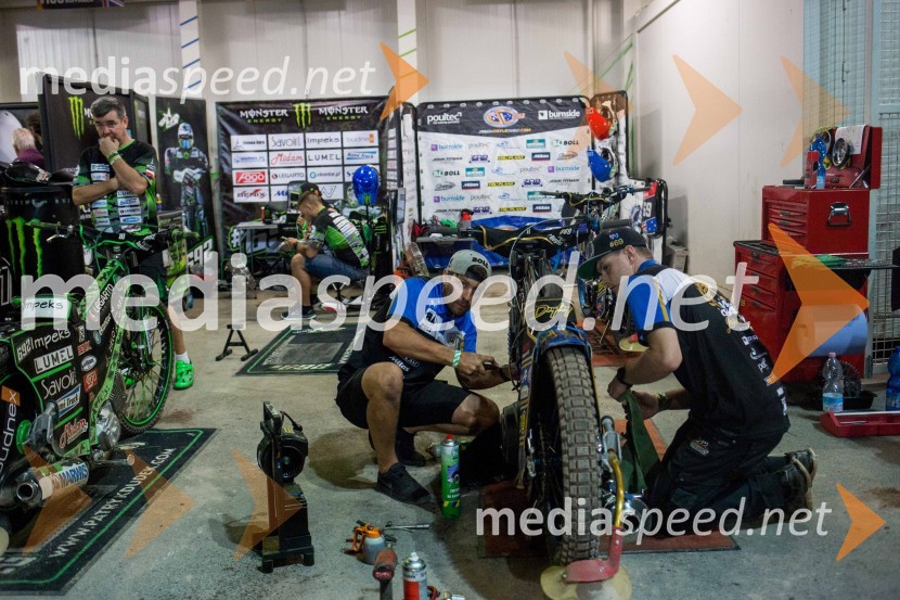 VN Slovenije Poljaku Dudku, Slovenci srčno, a brez točk