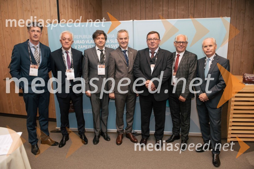  Marjan Cukrov, Vlada RS;  Feliks Wieser, agronom; dr. Vlado Dimovski, Ekonomska fakulteta Ljubljana;  ... ;  Samo Fakin, v.d. generalni direktor, Zavod za zdravstveno zavarovanje Slovenije;  Franz Kelih, vodja Mohorjeve družbe v Celovcu;  Milan Predan, slovenski generalni konzul v Celovcu13. Strateški Forum, otvoritev