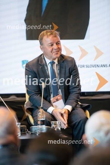  John  Doma, častni konzul Republike Slovenije13. Strateški Forum, otvoritev