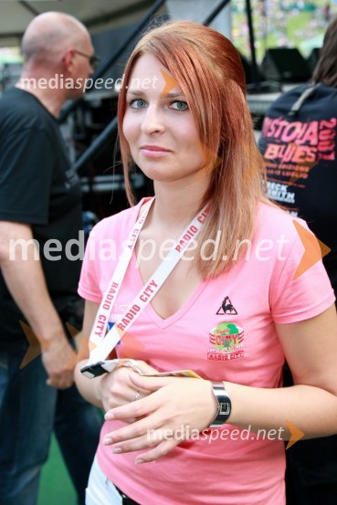 Eva Vilčnik, sodelavka Radia CityRadio City koncert 2008