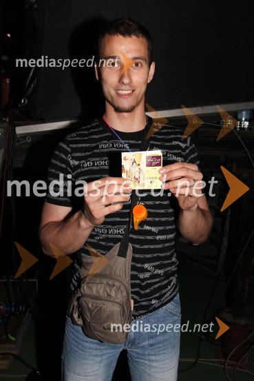 Dragan Čerikovič, dobitnik glavne nagrade Radia City (avto)Radio City koncert 2008