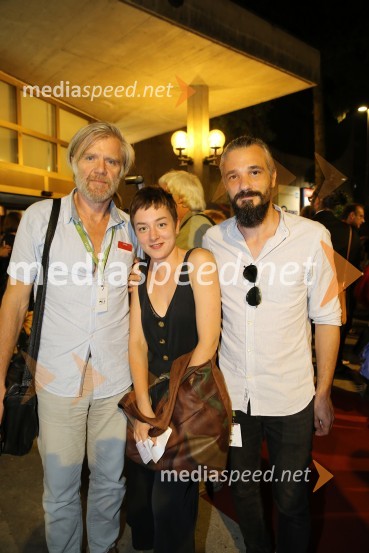  Branko Završan, igralec;  Liza Marija Grašič, igralka;  ... Zgodovinski  zaključek 21. Festivala slovenskega filma