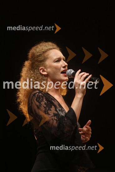  Marina  Mårtensson, pevkaZgodovinski  zaključek 21. Festivala slovenskega filma