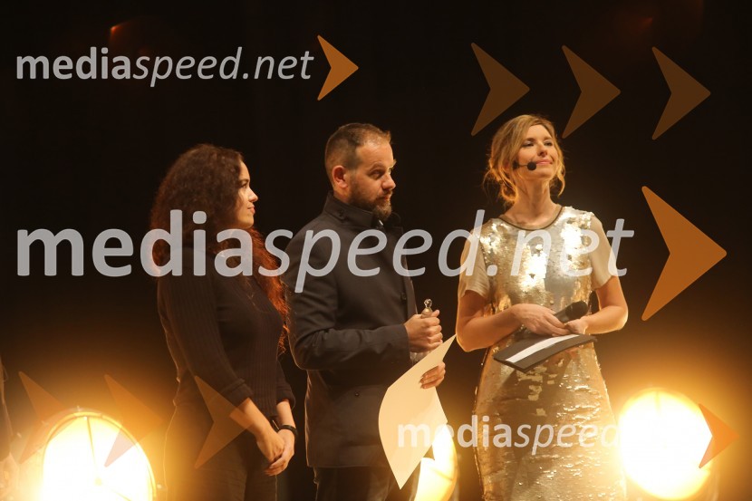  Sonja Prosenc, režiserka;  Rok Sečan;  Karin Sabadin, TV voditeljicaZgodovinski  zaključek 21. Festivala slovenskega filma