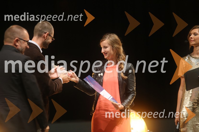  ... ;  Urša Menart, režiserkaZgodovinski  zaključek 21. Festivala slovenskega filma