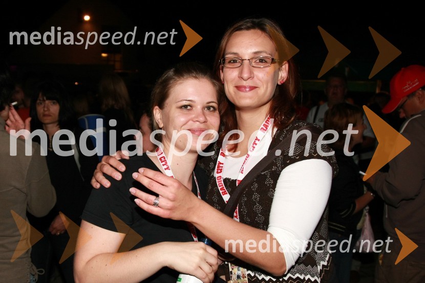 Sandra Kolar in Maja VičičRadio City koncert 2008