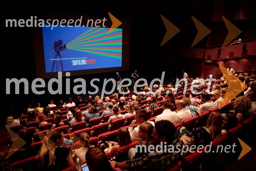 Slavnostna premiera mladinske romantične komedije Gajin svetSlavnostna premiera mladinske romantične komedije Gajin svet