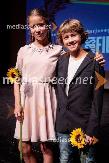  Tara  Milharčič, igralka;  Anže  Gorenc, igralecSlavnostna premiera mladinske romantične komedije Gajin svet