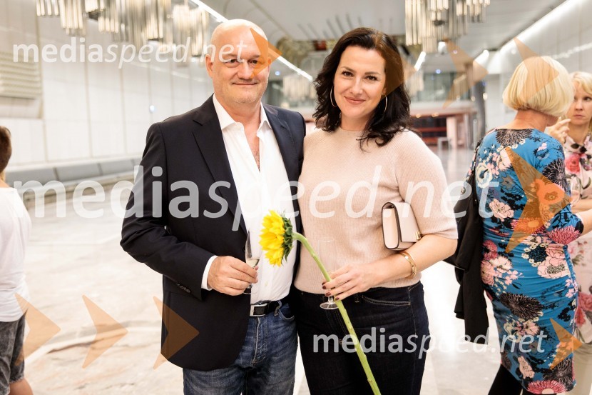 Slavnostna premiera mladinske romantične komedije Gajin svet