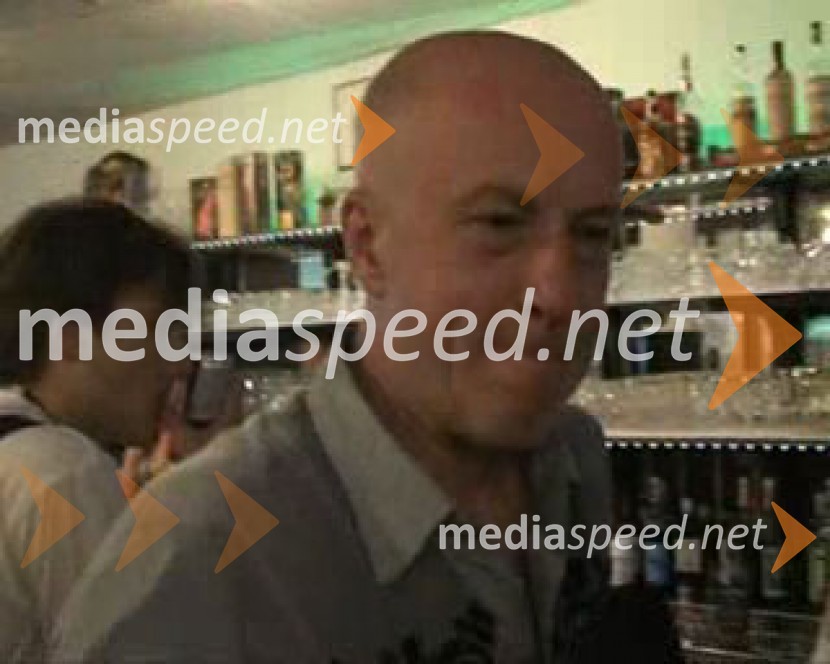 Intervju z Vladom Kreslinom, Josipom Mianiem- Pipijem in Mišom Hoelblom, lastnikom Radia CityRadio City koncert 2008