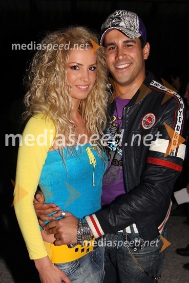 Petra Pečovnik, pevka in Domen Kumer, pevecKoncert ob 12. obletnici televizije RTS