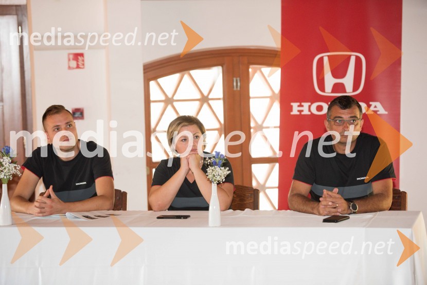 Honda CR-V, slovenska predstavitev