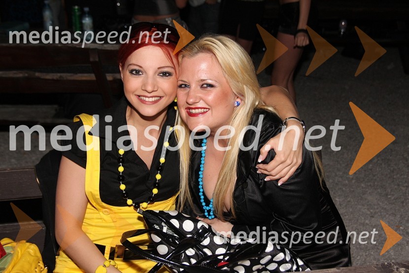 Tanja Žagar in Mirna Reynolds, pevkiKoncert ob 12. obletnici televizije RTS