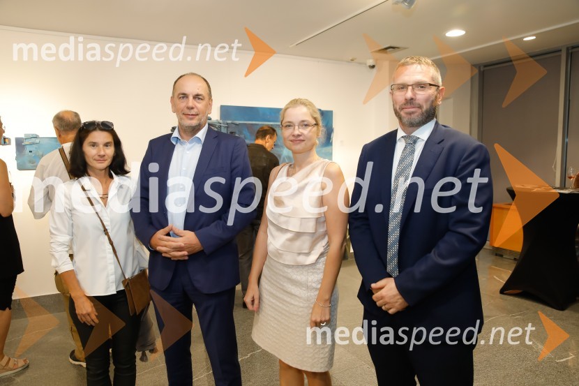  ... ;  Gabrijel Škof, predsednik uprave Adriatica Slovenice (AS);  ... ;  ... Odprtje razstave Geometry of hope v AS Galeriji