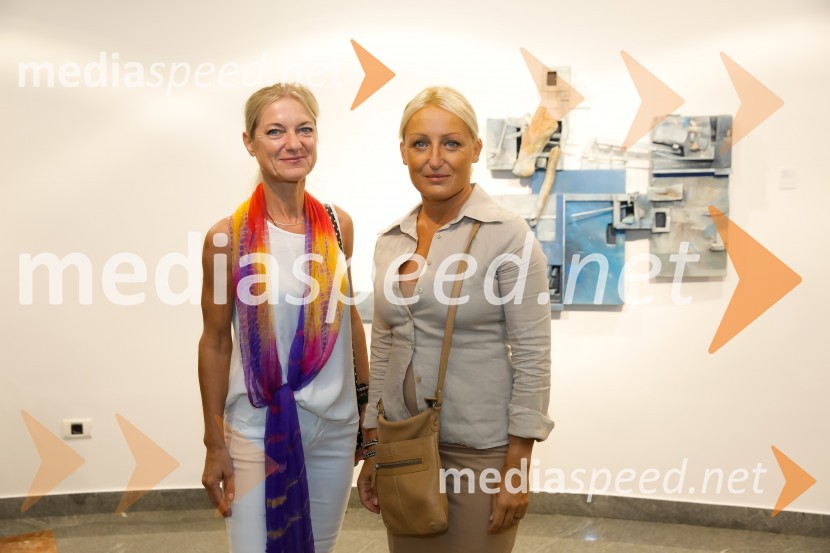  Nataša Šušteršič Plotajs, oblikovalka vizualnih komunikacij; mag. Katarina Klemenc, grafična oblikovalka, Adriatic SlovenicaOdprtje razstave Geometry of hope v AS Galeriji