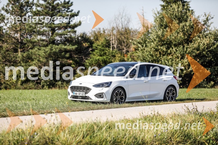 Ford FocusFord Focus, Slovenska predstavitev