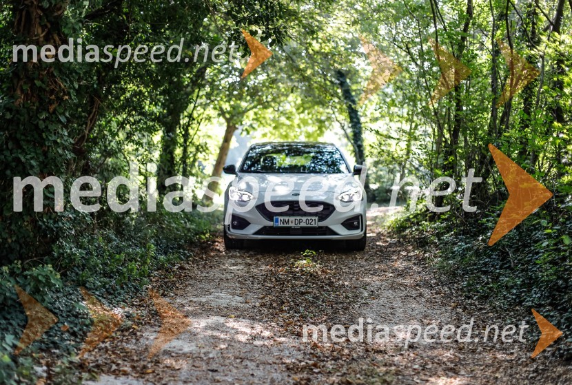 Ford FocusFord Focus, Slovenska predstavitev