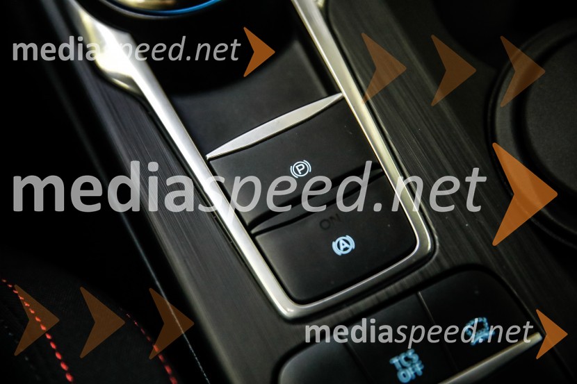 Ford FocusFord Focus, Slovenska predstavitev