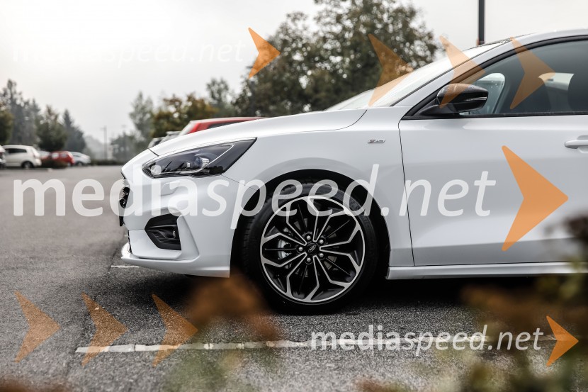Ford FocusFord Focus, Slovenska predstavitev