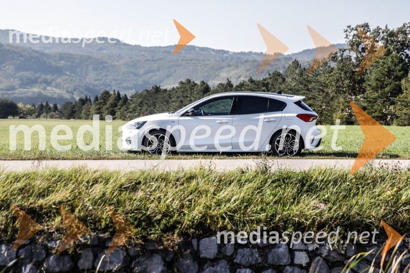 Ford FocusFord Focus, Slovenska predstavitev