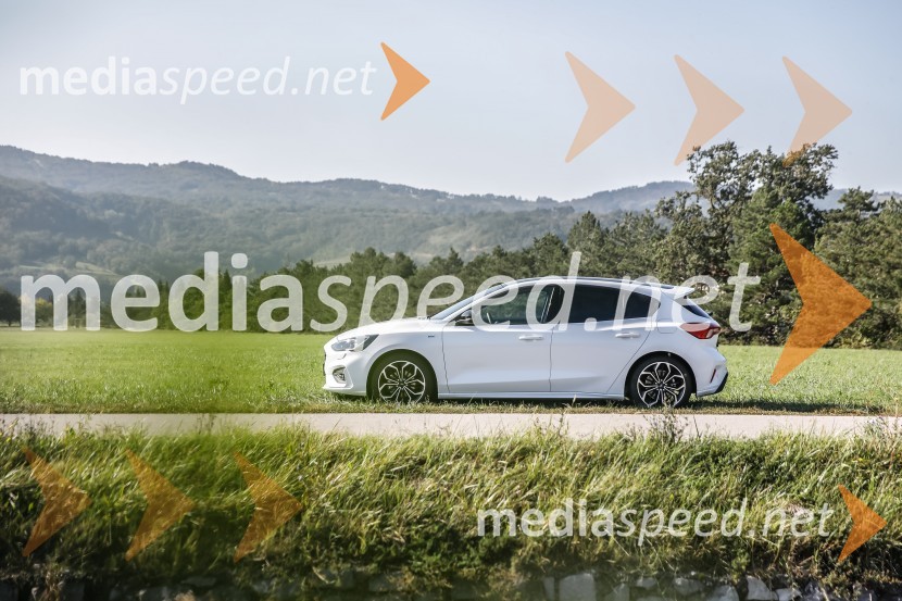 Ford FocusFord Focus, Slovenska predstavitev