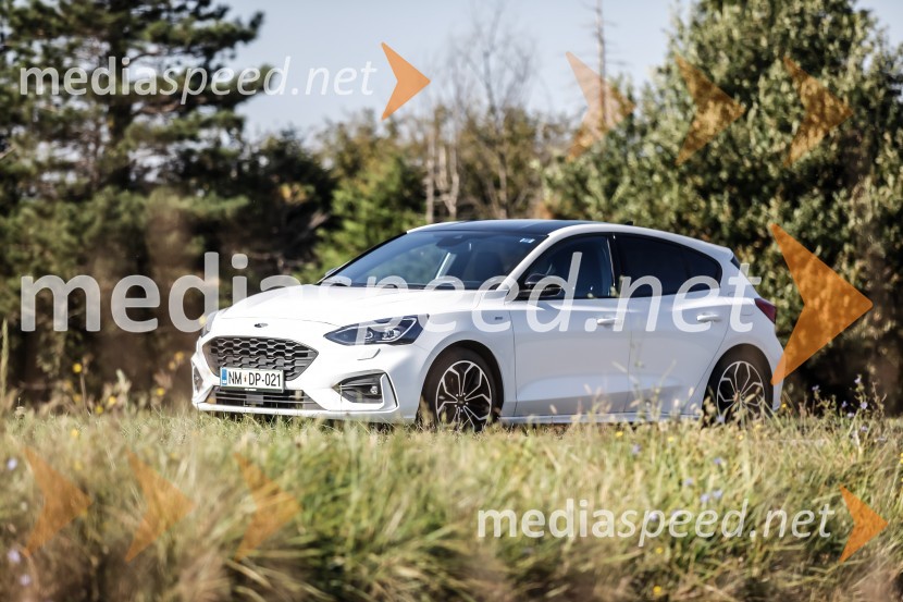 Ford FocusFord Focus, Slovenska predstavitev