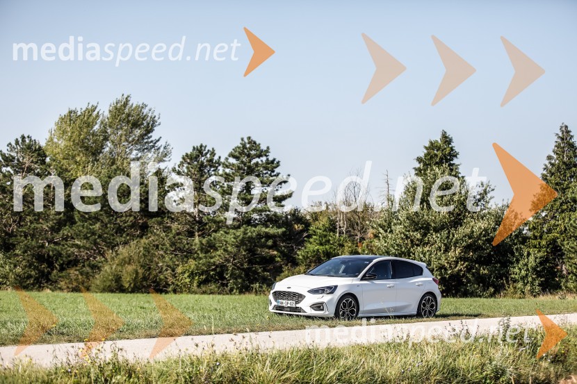 Ford FocusFord Focus, Slovenska predstavitev