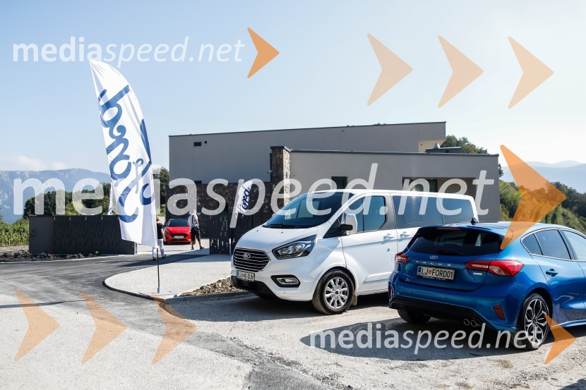 Ford FocusFord Focus, Slovenska predstavitev