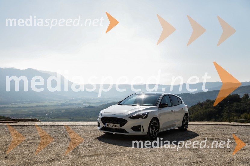 Ford FocusFord Focus, Slovenska predstavitev