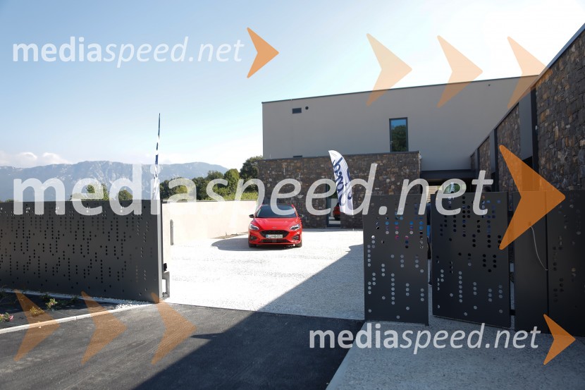 Ford FocusFord Focus, Slovenska predstavitev