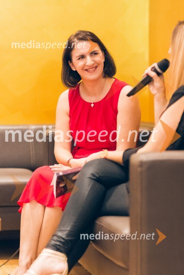 Predstavitev romana Nemirni srci in modna revija