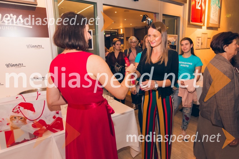 Predstavitev romana Nemirni srci in modna revija