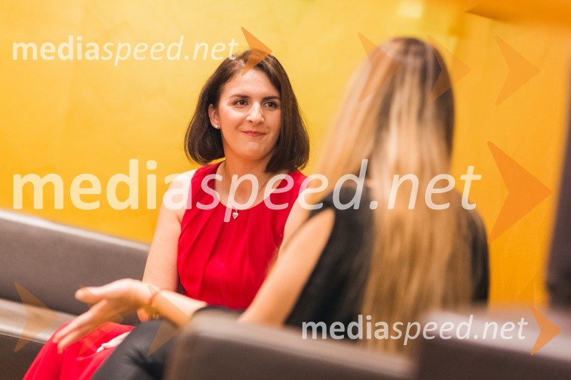 Predstavitev romana Nemirni srci in modna revija