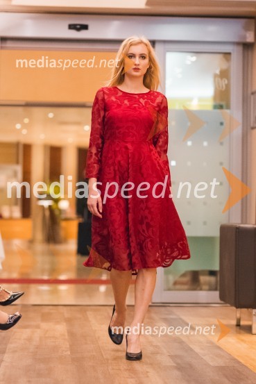 Predstavitev romana Nemirni srci in modna revija