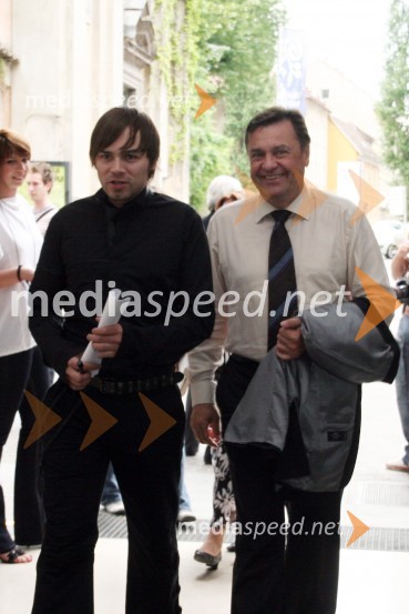 Lado Bizovičar, televizijski voditelj, voditelj večera in nacionalni ambasador UNICEF-a Slovenija ter Zoran Janković, župan LjubljaneUNICEF-ova dobrodelna dražba Punčk iz cunj