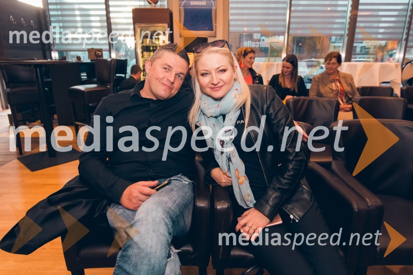 Predstavitev romana Nemirni srci in modna revija