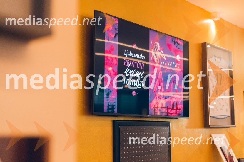 Predstavitev romana Nemirni srci in modna revija