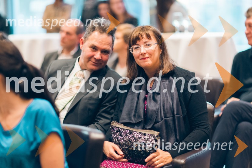 Predstavitev romana Nemirni srci in modna revija