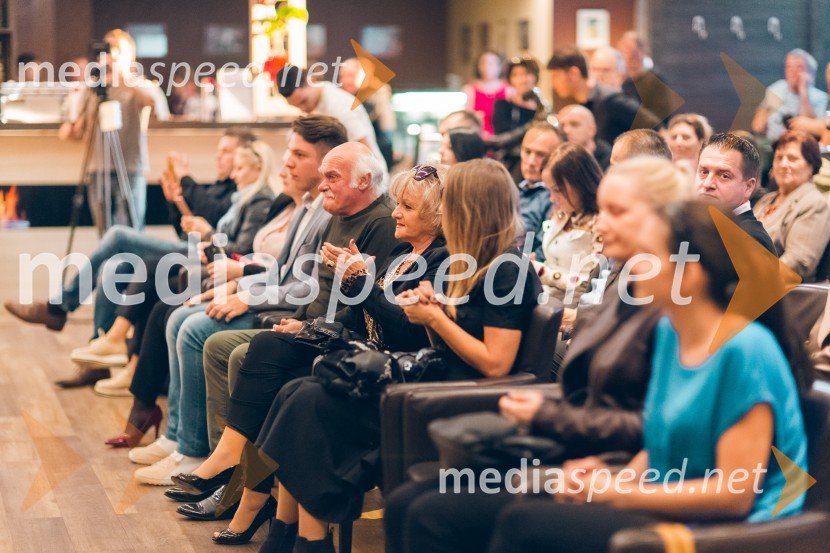 Predstavitev romana Nemirni srci in modna revija