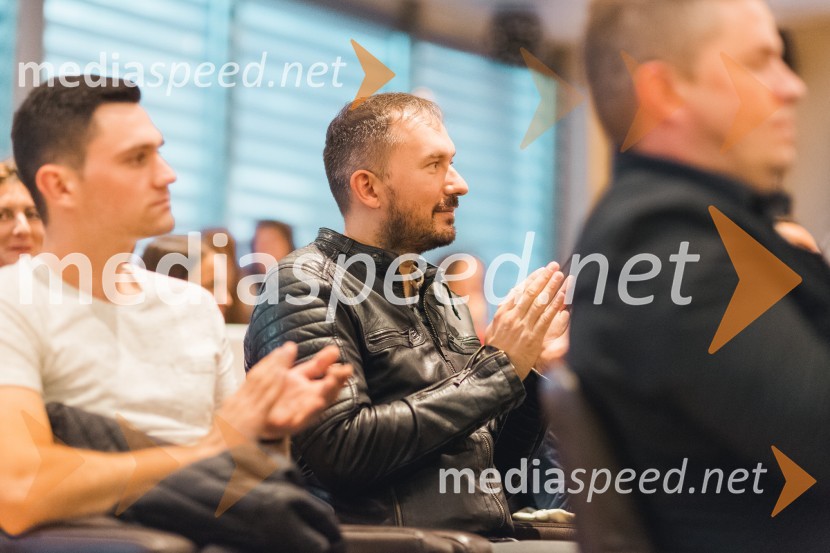 Predstavitev romana Nemirni srci in modna revija