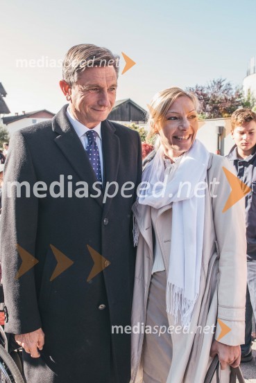  Borut Pahor, predsednik Republike Slovenije;  Tina Remic, direktorica Moj Načrt»Mobilnost starejših, z leti gradimo na kvaliteti«, dogodek v centru starejših Medvode