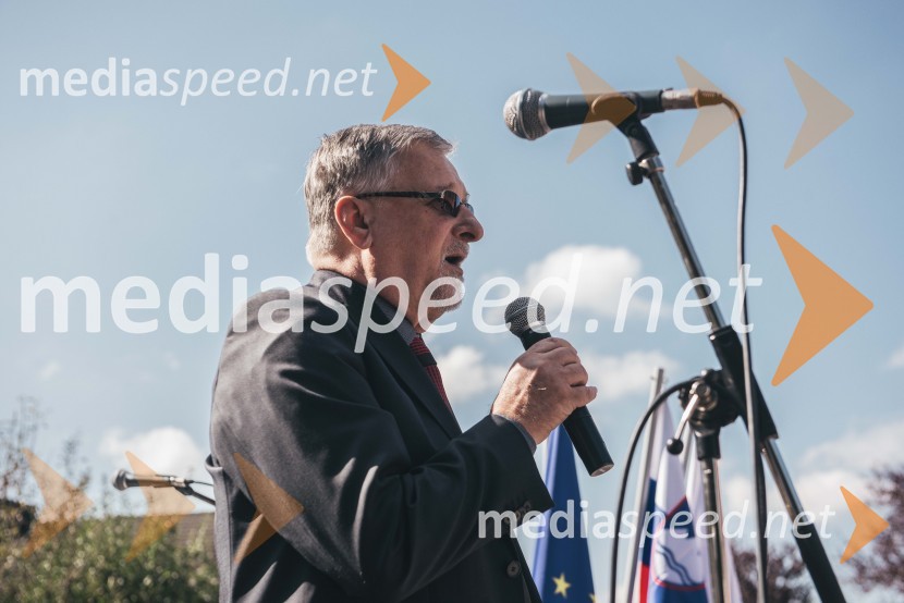  Bojan Kranjc, direktor družbe DEOS»Mobilnost starejših, z leti gradimo na kvaliteti«, dogodek v centru starejših Medvode