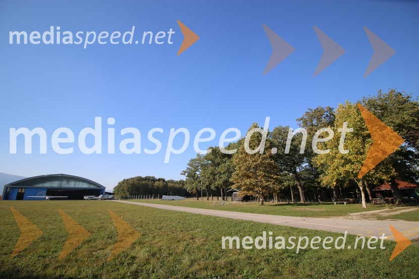 1. Nobilisov piknikJesenski piknik, Estetika Nobilis