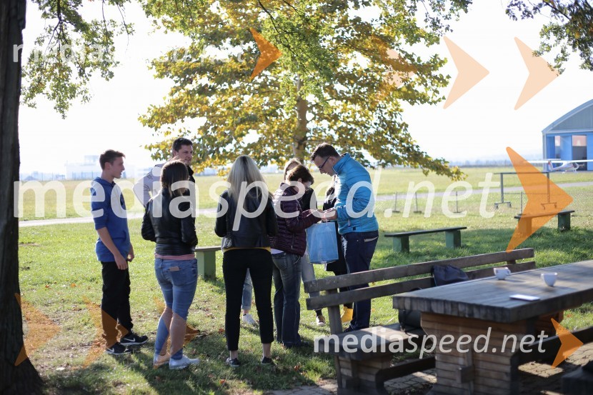 1. Nobilisov piknikJesenski piknik, Estetika Nobilis