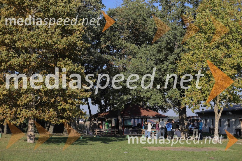 1. Nobilisov piknikJesenski piknik, Estetika Nobilis