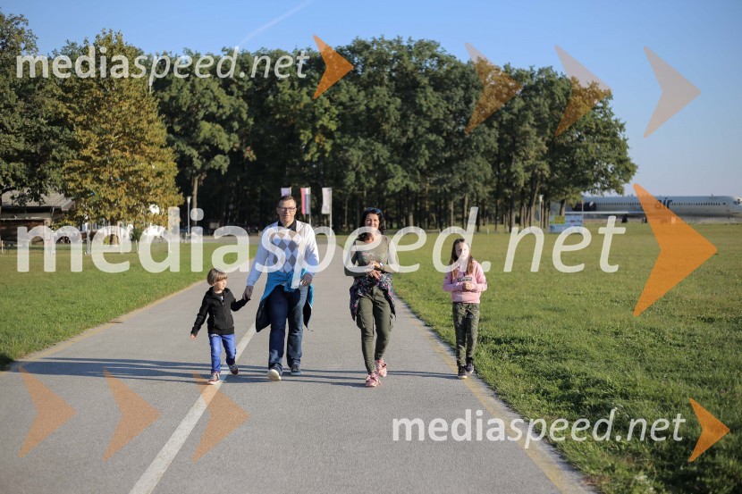 1. Nobilisov piknikJesenski piknik, Estetika Nobilis